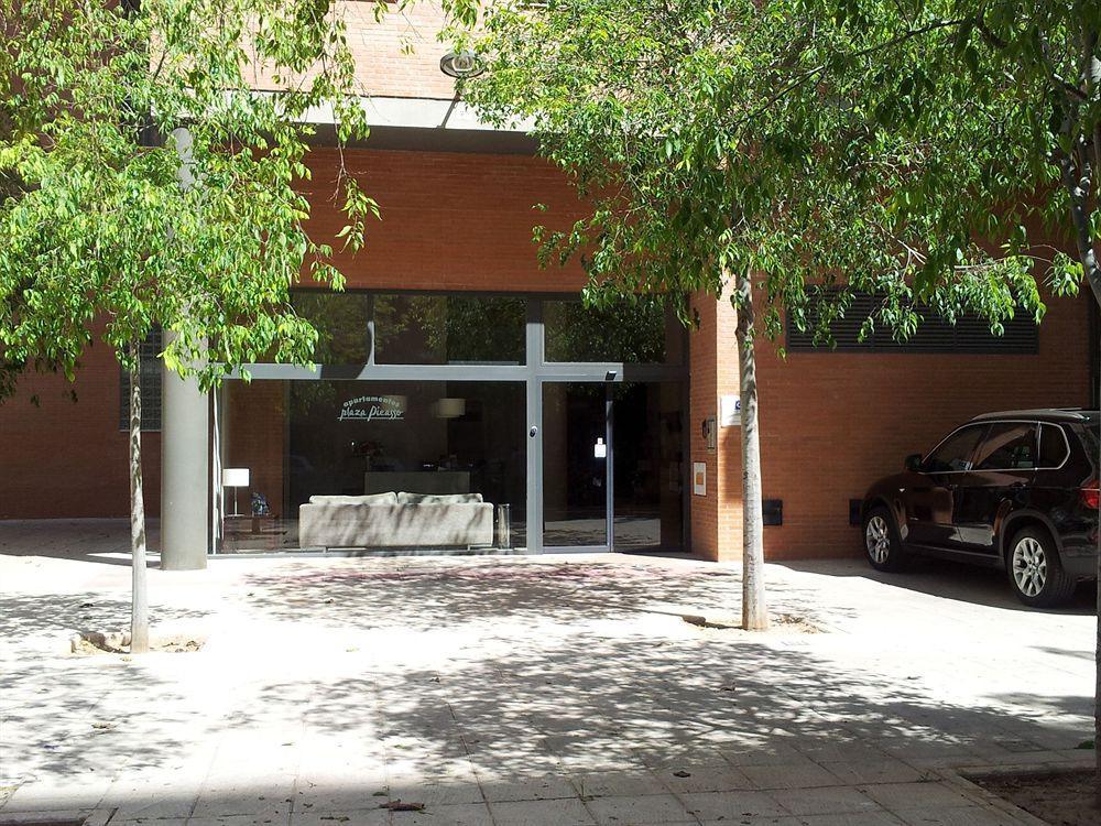 Apartamentos Plaza Picasso Valencia Eksteriør billede
