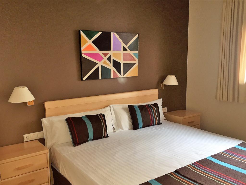Apartamentos Plaza Picasso Valencia Eksteriør billede