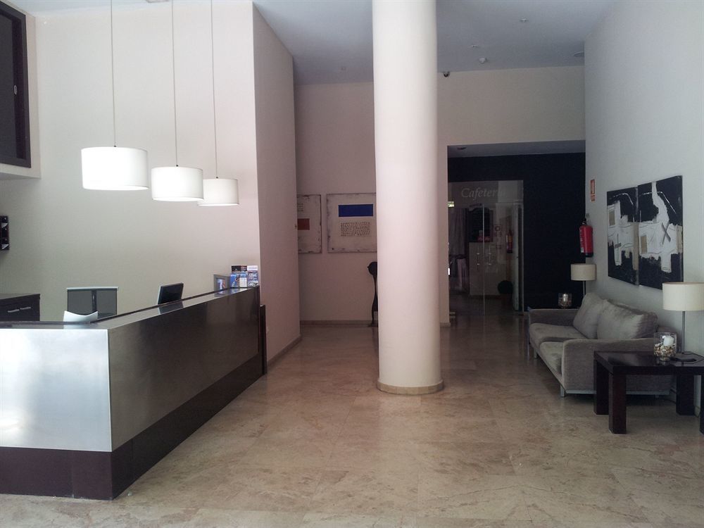 Apartamentos Plaza Picasso Valencia Eksteriør billede